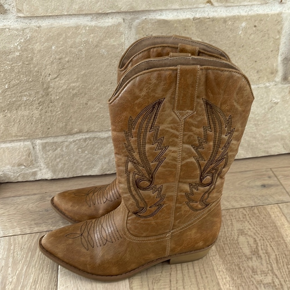 Coconuts Gaucho Tan Cowboy Boots